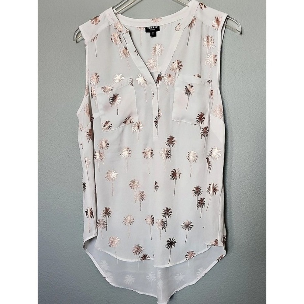Torrid Harper Rose Gold Metallic Palm Tree Sleeveless Blouse White Size 00 XL